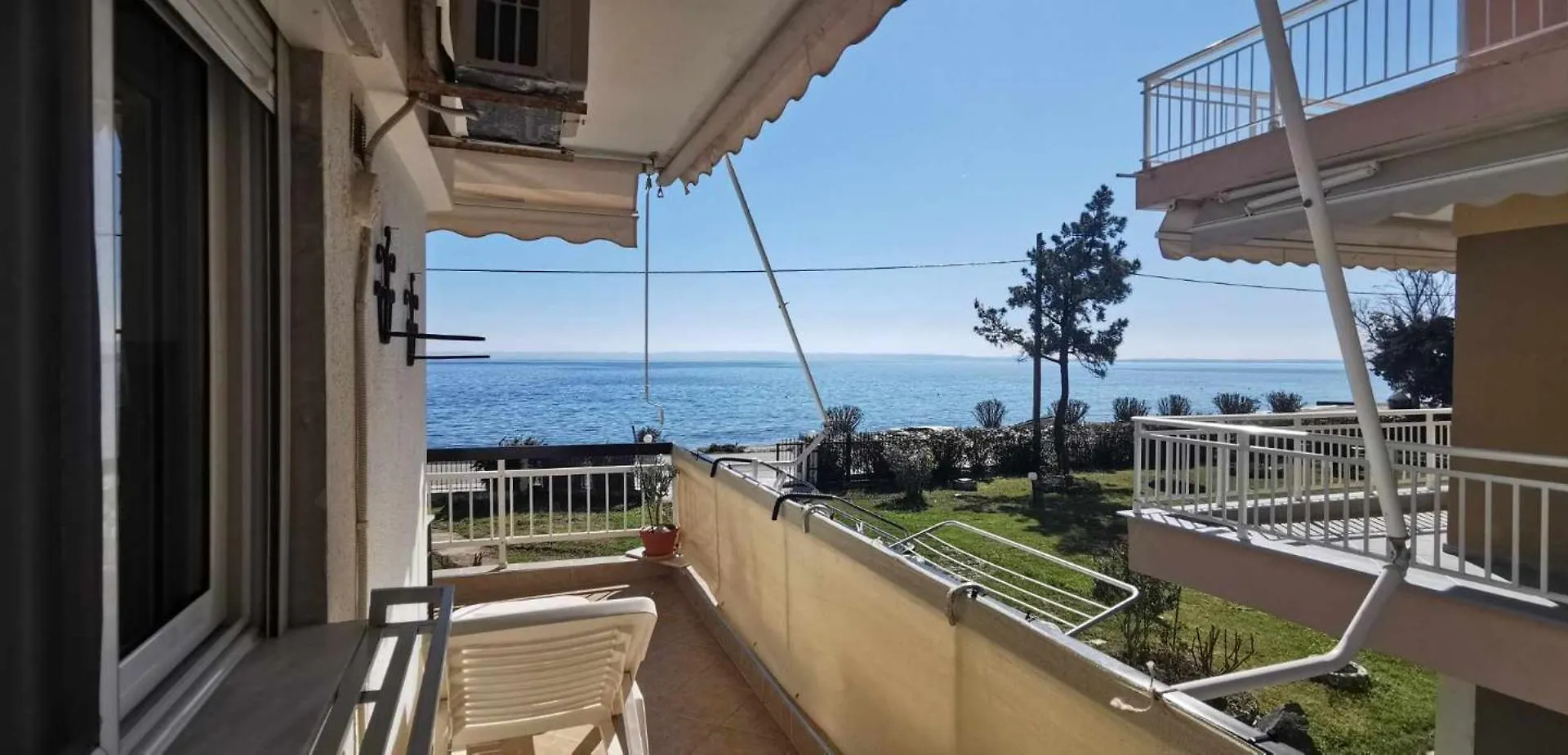 Metamorphosis - Halkidiki Apartment On The Beach Metamorfosi  Greece